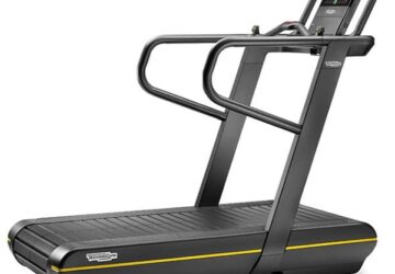 TechnoGym SkillRun TX 500 Treadmill Review 2023 TechnoGym SkillRun TX 500 Treadmill Review 2023
