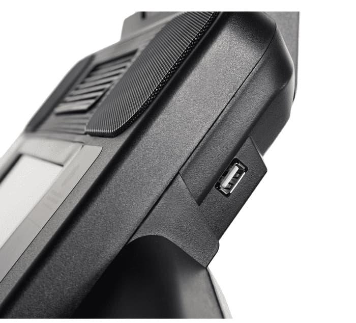 Единственный USB-порт F65