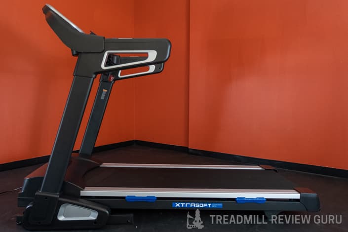 XTERRA Fitness TRX5500 Treadmill Review Folding Frame With Lift Assist