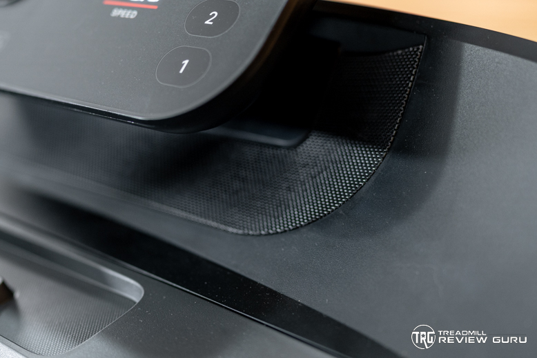 Bowflex T6 - Speaker