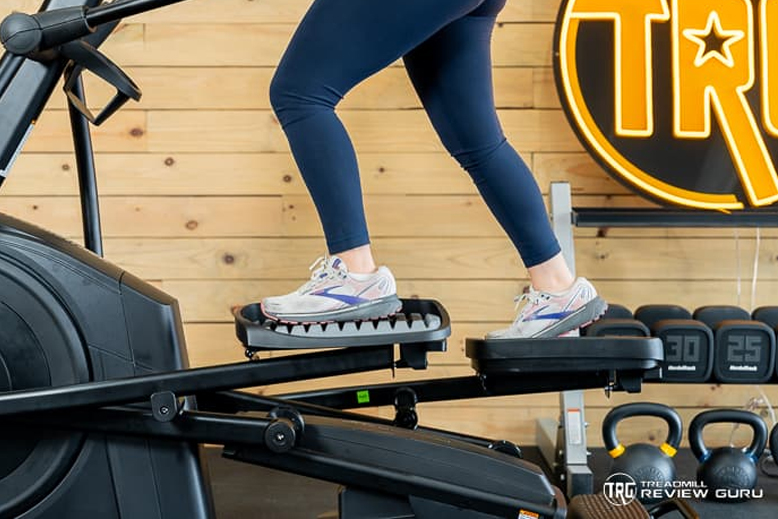 NordicTrack AirGlide 14i Pedals incline
