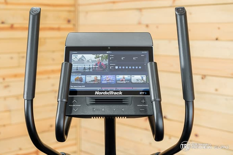 NordicTrack AirGlide 14i console