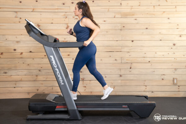 ProForm Pro 2000 vs NordicTrack 1750 Treadmills